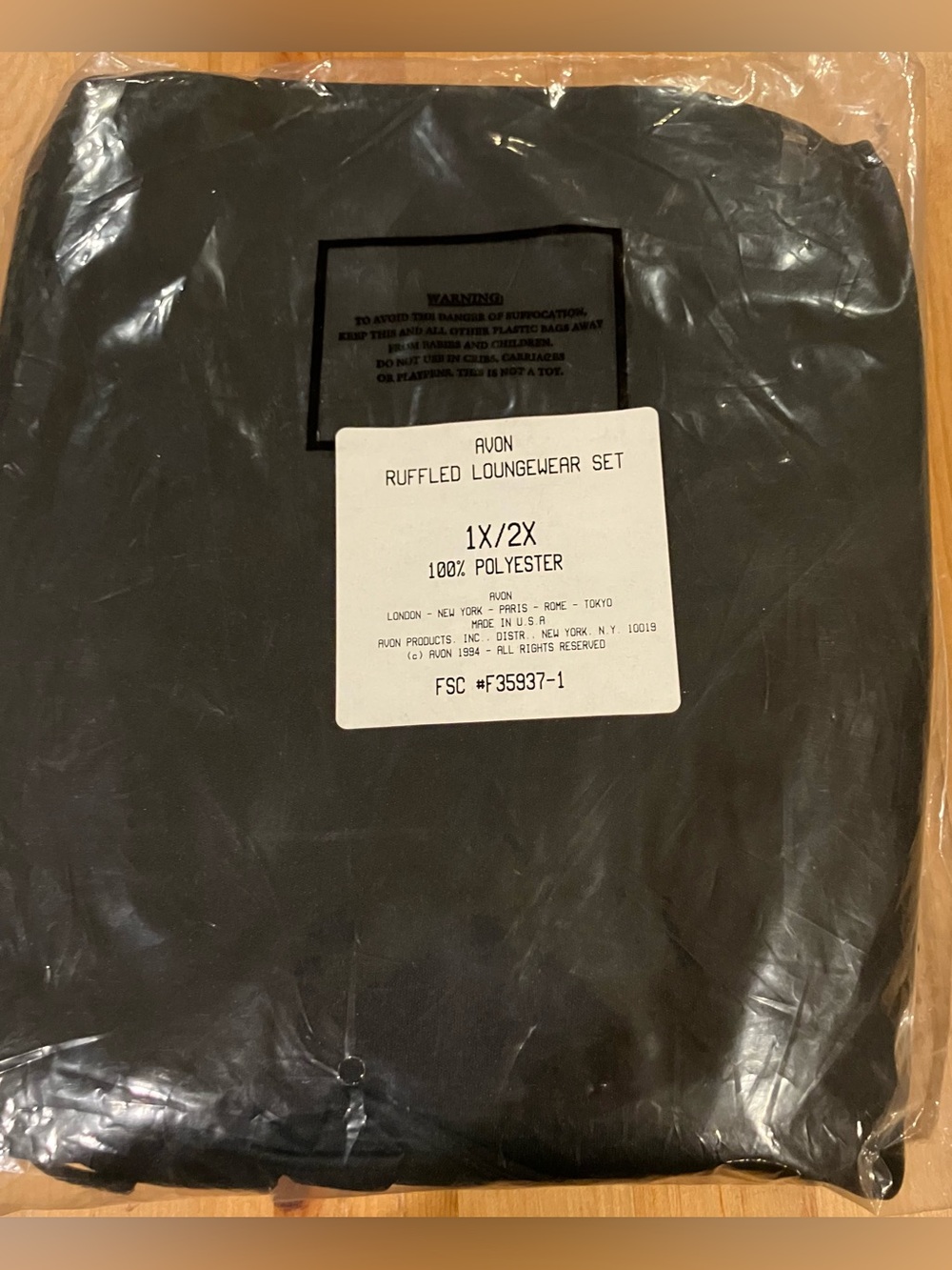 NEW AVON Ruffled Loungewear Set 2 Piece.  Black 100% Polyester Size 2X VINTAGE